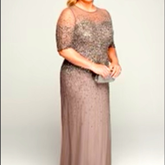 Adrianna Papell Dresses & Skirts - Adrianna Papell half sleeve formal dress